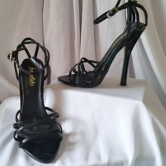 black strappy heels size 5